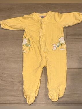Vintage 80s/90s Small Steps Baby Sleeper | Yellow Gingham Bear & Kitten | 3-6M